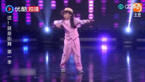 舞蹈明星身高,揭秘舞蹈明星的身材比例与舞台魅力