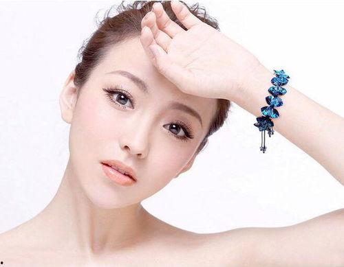 明星 皮肤 紧致,揭秘肌肤紧致的秘密