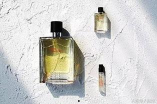 介绍男士香水的网红句子,网红句子揭秘男士香水的独特韵味