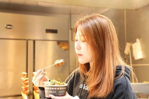 娱乐主播带你吃瓜